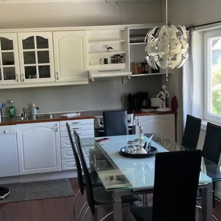 Appartement Sentrumsnaert Og Koselig *
